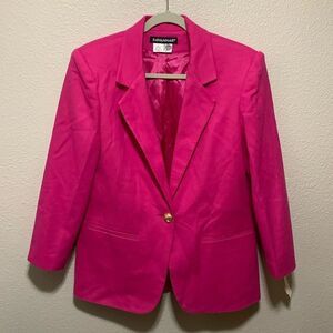 NWT Savannah Women’s Suite Jacket Size 6P Pink